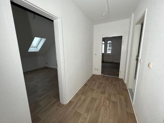 Gemütliche 3 Raum DG Wohnung mit Garten am Haus unterhalb der Osterburg!