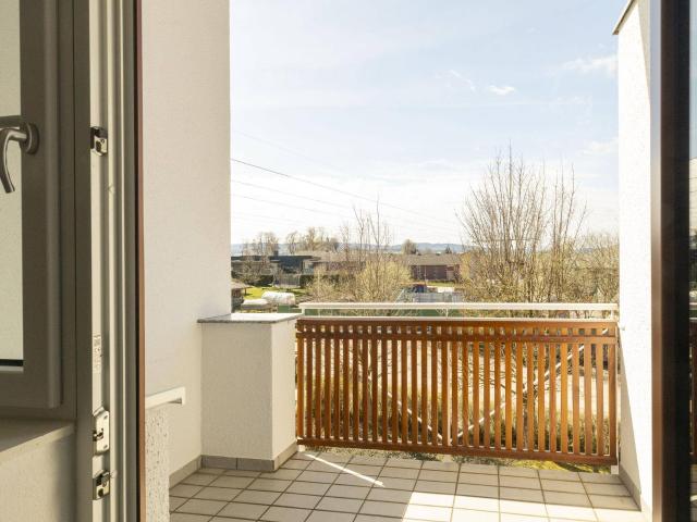 Gemütliche 3 Zimmer Dachgeschoss Wohnung mit Loggia