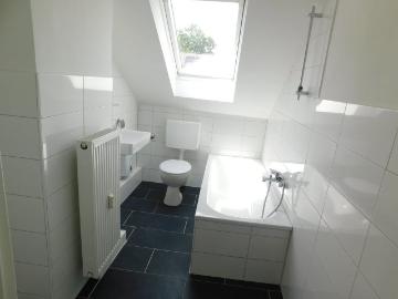 Gemütliche 3 Zimmer Dachgeschosswohnung 2.Etage!