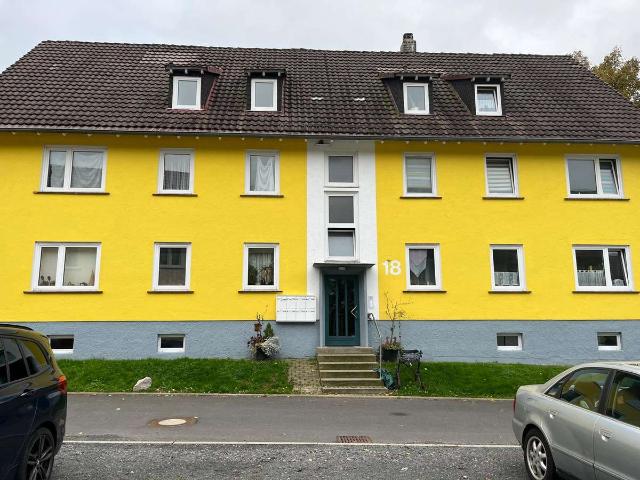 Gemütliche 3 Zimmer Dachgeschosswohnung in ruhiger Lage im Grünen
