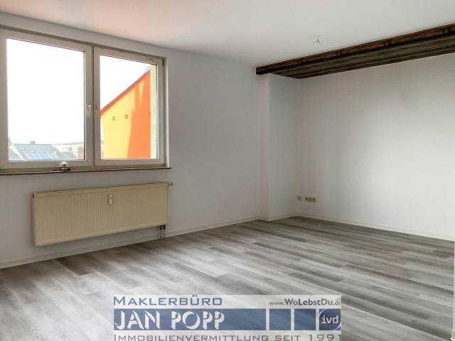 Gemütliche 3 Zimmer Dachgeschosswohnung in zentrumsnaher Lage