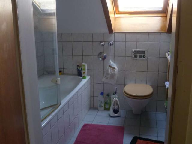 Gemütliche 3 Zimmer DG Wohnung
