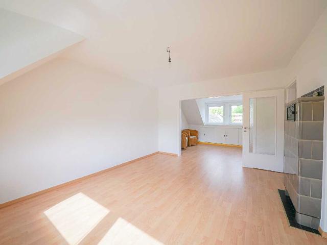 Gemütliche 3 Zimmer Wohnung in grüner Lage von Rath