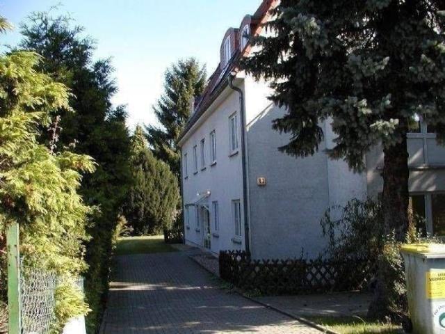GEMÜTLICHE 3 Zimmer Wohnung in grüner Wohnlage von Berlin Buckow im 1.OG