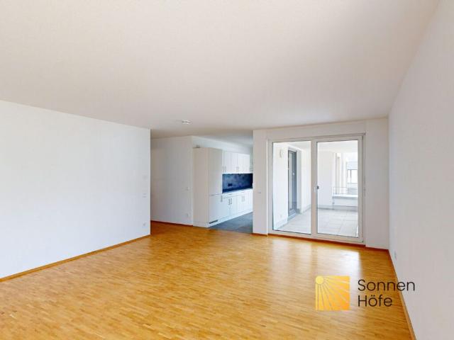 Gemütliche 3 Zimmer Wohnung mit moderner Einbauküche und Loggia