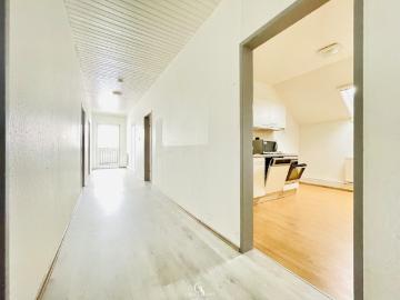 Jetzt einziehen & sparen: 2 Monate halbe Miete! Gemütliche 3 Zimmer Wohnung mit Balkon, 2 Parkplätzen & großem Gemeinschaftsgarten!