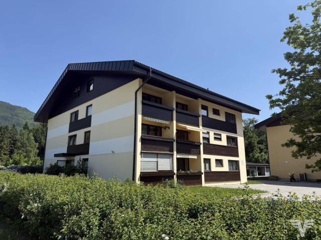 Gemütliche 3 Zimmer Wohnung mit Balkon u. Parkplatz in Zell am See