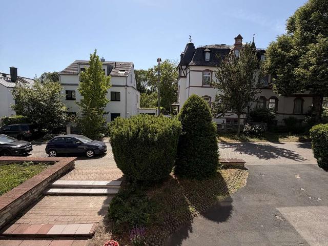 Gemütliche 3 Zimmer Wohnung mit Balkon in begehrtem Oberursel Taunus