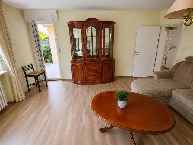 Gemütliche 3 Zimmer Wohnung mit Gartenanteil und Terrasse