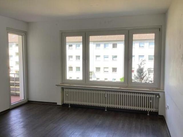Gemütliche 3 Zimmerwohnung mit Balkon in grüner Lage von Senne