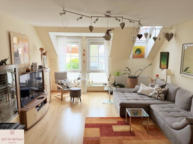 Gemütliche 3 Zimmerwohnung mit Garagenplatz
