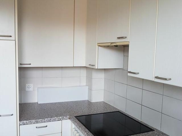 Gemütliche 3 Zimmerwohnung Nähe Landhof in Reinach zu vermieten!