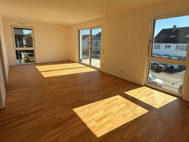 Gemütliche 3 ZW mit Balkon.Erstbezug
