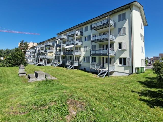 Gemütliche 4.0 Zimmerwohnung in Seenähe
