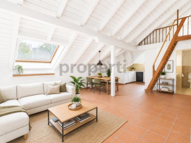 Gemütliche 4.5 Zimmer Dachwohnung mit Balkon in Beringen