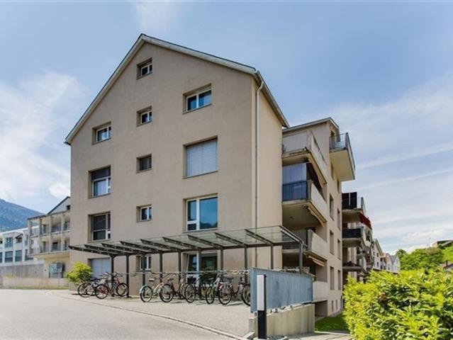 Gemütliche 4.5 Maisonettewohnung im Herzen von Domat/Ems