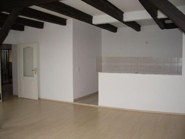 gemütliche 4 Raum Dachgeschosswohnung mit zwei Bädern der Blumenstraße !