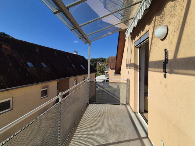 Gemütliche 4 Zimmer Dachgeschosswohnung mit Balkon & Carport in Gamlitz – ab sofort verfügbar!