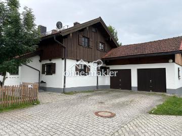 Gemütliche 4 Zimmer Wohnung mit großem Garten