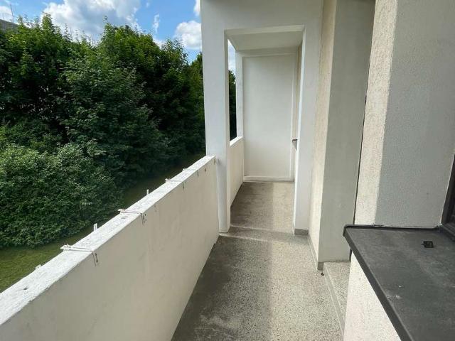 gemütliche 4 Zimmerwohnung mit Balkon / Schneeberg