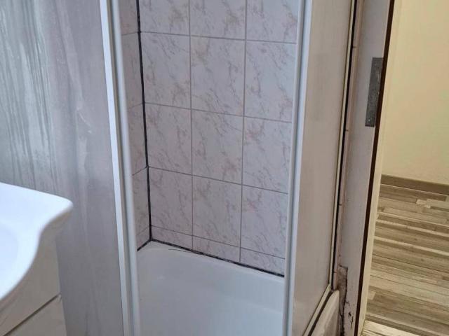 Gemütliche 60 m² Altbau Dachgeschosswohnung in zentraler Lage von Bürs – 880€ Warmmiete