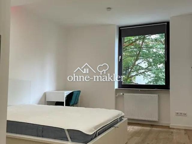 Gemütliches WG Zimmer in guter Lage München | Leopoldstraße 138