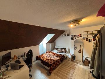 Gemütliches WG Zimmer, zentral gelegen, ab sofort frei