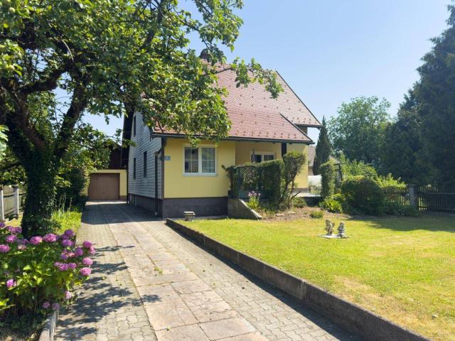 GEMÜTLICHES WOHNHAUS MIT GROSSZÜGIGEM GARTEN!