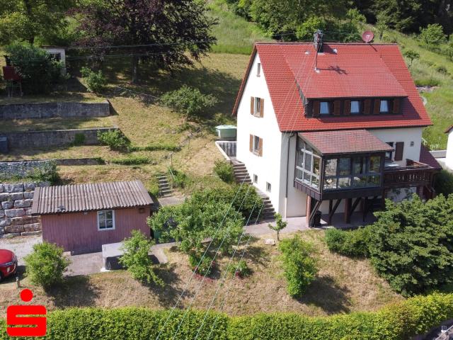 Gemütliches Wohnhaus mit unverbaubarer Aussicht