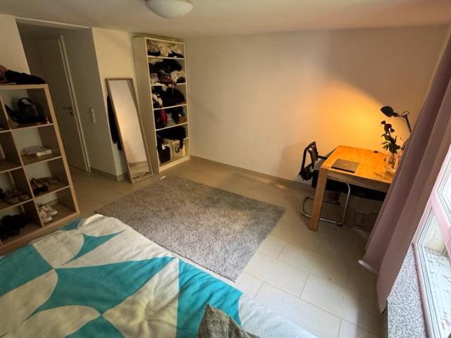 Gemütliches Zimmer mit eigenem Bad zur Zwischenmiete
