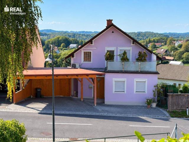 Gemütliches Zuhause mit wunderbarer Aussicht, Balkon und Garten