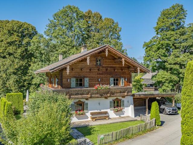 Gemütliches Alpenchalet in sonniger Ruhelage mit Kaiserblick