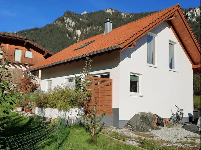 Gemütliches Alpenhaus mit Kamin und Garten in Wängle, Tirol bei Reutte