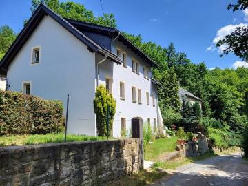 Gemütliches Ein Zweifamilienhaus mit historischem Charme in Bannewitz – auf Wunsch mit gratis Grundstück und Bungalow