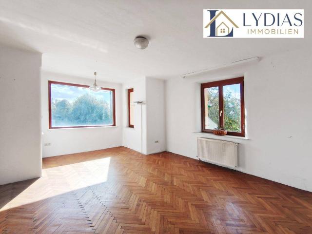 Gemütliches Einfamilienhaus Lebensqualität mit Garten, Pool, Pavillon Top Infrastruktur