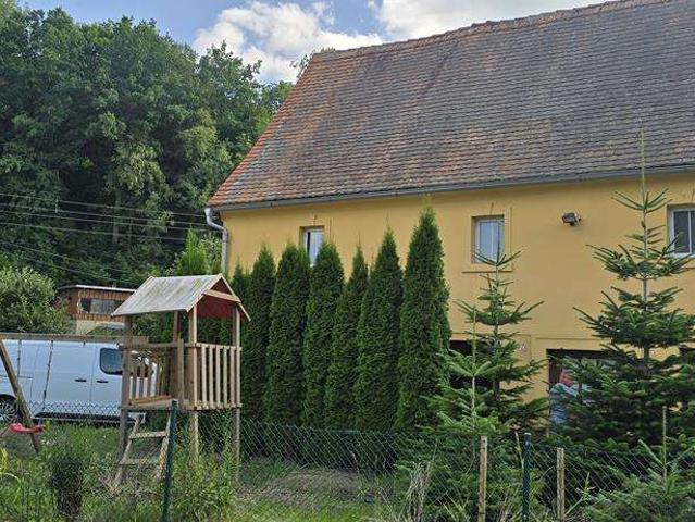 Gemütliches Einfamilienhaus mit extra Grundstück