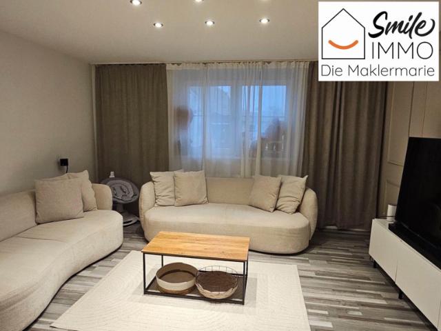 Alte Wände mit modernem Finish: gekuppeltes Einfamilienhaus mit 175 m² Nutzfläche, viel Stauraum, Wintergarten und sonnigem Eigengrund