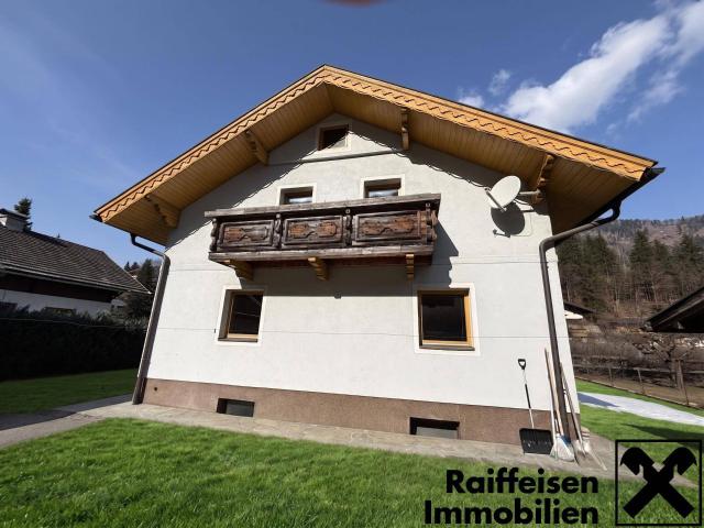 Gemütliches Eigenheim mit Balkon, Garten und Garage in Leisach