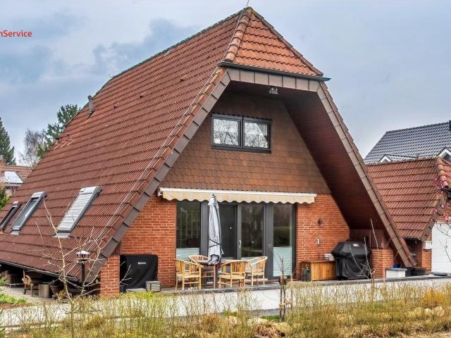 Gemütliches Nurdachhaus in gefragter, stadtnaher Lage!