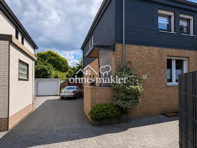 Gemütliches Reihenendhaus mit großem Garten, Terrasse, Garage und viel Nutzfläche