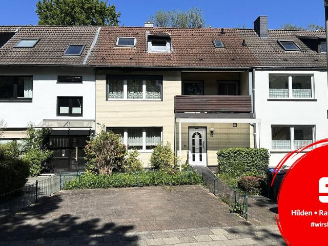 Gemütliches Reihenhaus mit zwei Stellplätzen in Ratingen Ost