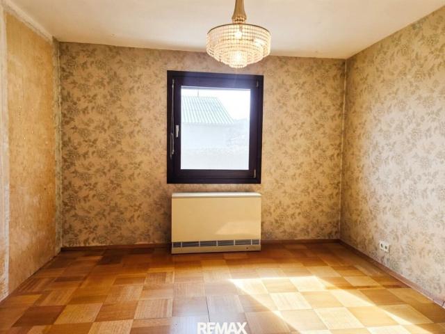 Gemütlicher Aussichts Bungalow mit Keller auf 1.141 m² Hanggrund in Dietach