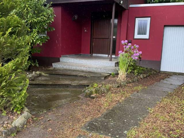 gemütlicher Bungalow mit tollem Terrassen und Gartenbereich