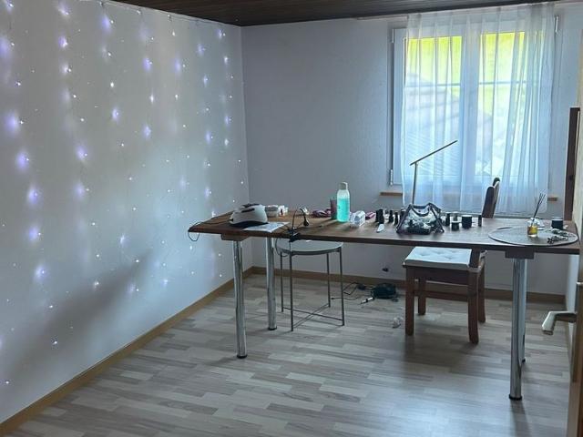 Gemütlliche 4 1/2 Zi. Wohnung neben Landwirtschaftswiese