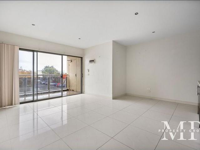 Gem in the heart of Dromana with rooftop terrace!