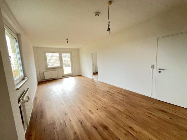 GemÃ¼tliche 3 Zimmer Wohnung mit Balkon in Zwickau, PÃ¶lbitz