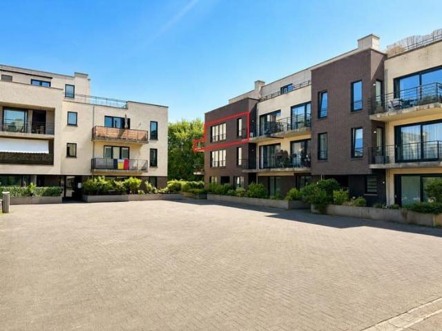 Gembloux centre lumineux appartement 132m²