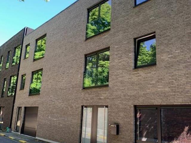 Gemeubeld 1 slaapkamer appartement op absolute toplocatie