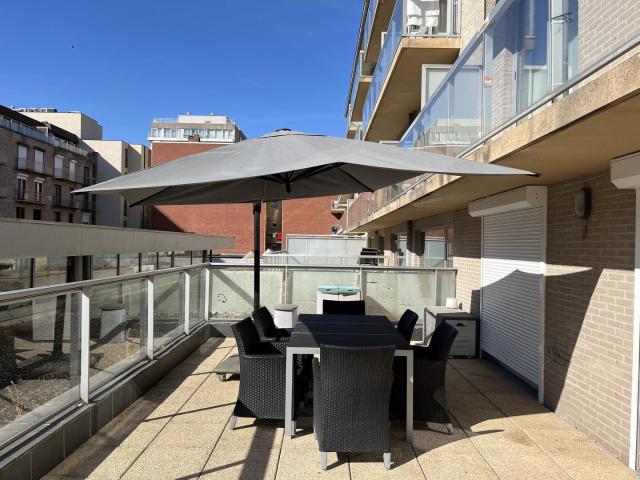 Gemeubeld appartement 6 maanden seizoensverhuur Nieuwpoort