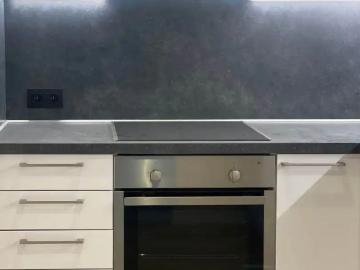 Gemeubeld appartement in stijlvol herenhuis, rustig gelegen nabij een rei